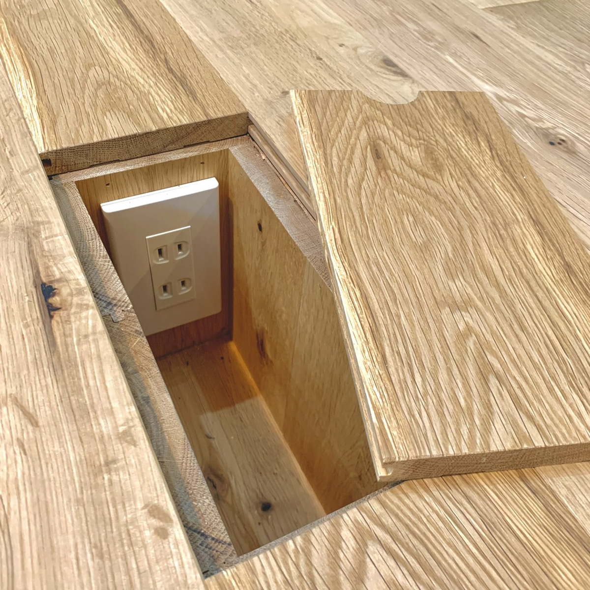 コンセント　凌