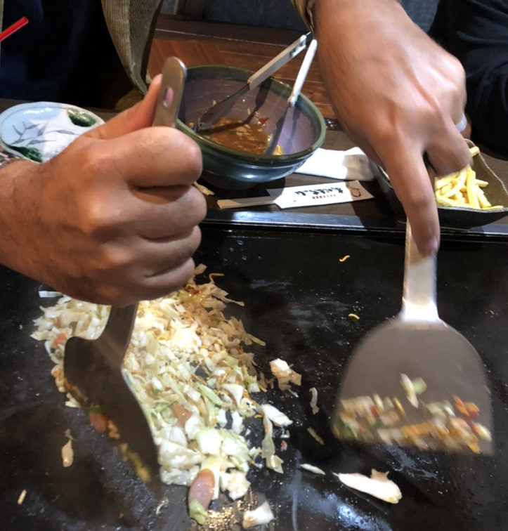 ヘラさばき　荒賀