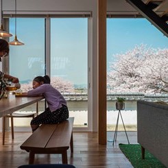 窓の役割　坂口